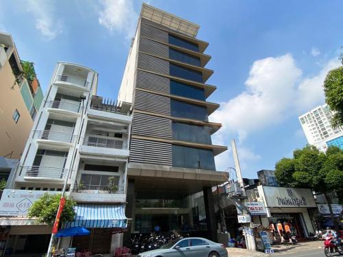 Toà nhà văn phòng cho thuê Việt Thành Construction 625 Nguyễn Trãi, Quận 5