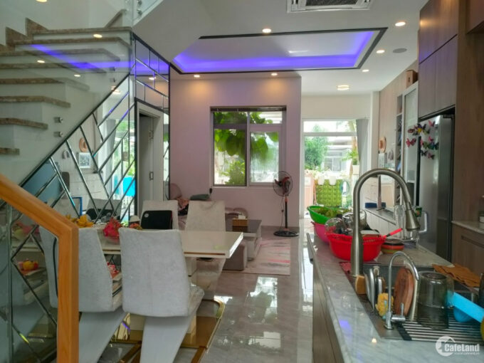 Bán Nhà Phố Lovera Park Thiết Kế Sang Trọng Giá Hấp Dẫn