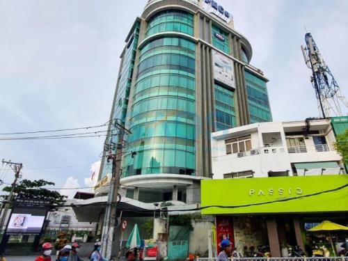 Toà nhà văn phòng Phú Nhuận Plaza, 82 Trần Huy Liệu, Phú Nhuận