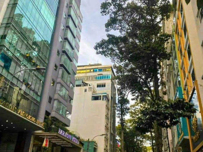 SIÊU PHẨM TÒA NHÀ 5 TẦNG GIÁ TỐT LH 0906979786