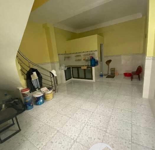 NHÀ 3 TẦNG CÁCH HUỲNH TẤN PHÁT 60M