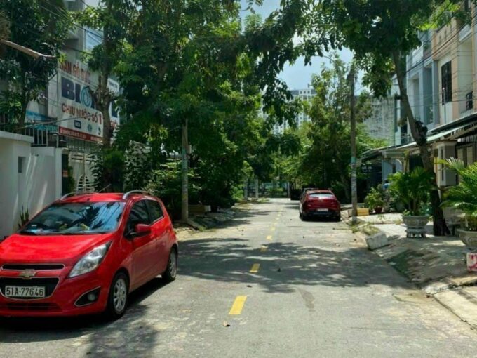 https://nhadat.cafeland.vn/nha-ban-khu-dan-cu-binh-hung-binh-chanh-dt-174-m2-gia-chi-nhinh-17-ty-2251223.html