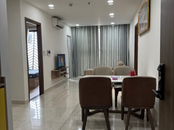 Chuyển nhượng căn hộ Park Legend tầng cao 18.08 (2 PN2 WC ); complete nội thất cấp