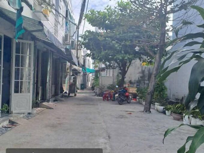 NHÀ RỘNG 80M²- 4.3 TỶ – Hẻm 3 GÁC CHẠY VIVU SẠCH SẼ