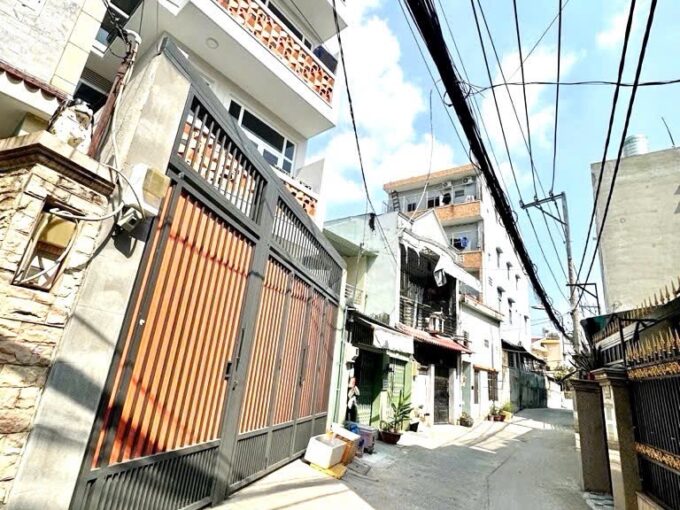 NHÀ 4 TẦNG 4PN – HẺM XE HƠI PHẠM VĂN ĐỒNG – LINH ĐÔNG THỦ ĐỨC – NGANG 5M