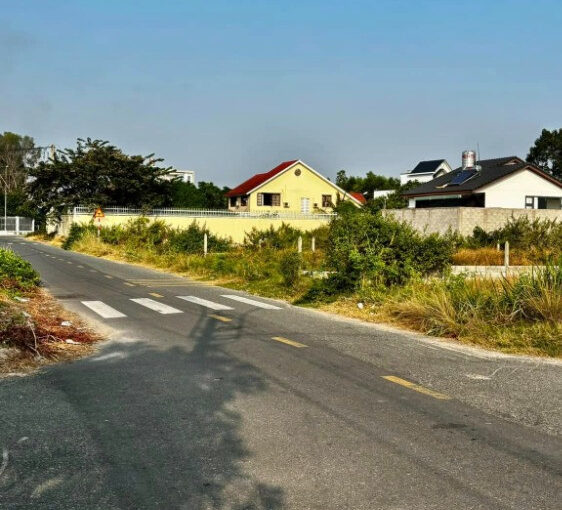 https://nhadat.cafeland.vn/chinh-chu-ban-dat-o-do-thi-so-hong-cong-chung-lien-thi-tran-cu-chi-2-mat-tien-2259650.html