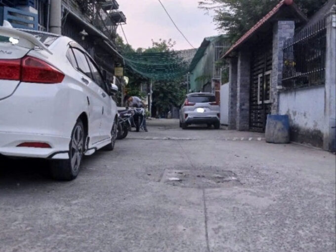 https://nhadat.cafeland.vn/ban-lo-dat-85m2-trung-dong-thoi-tam-thon-hoc-mon-gia-dau-tu-2260703.html