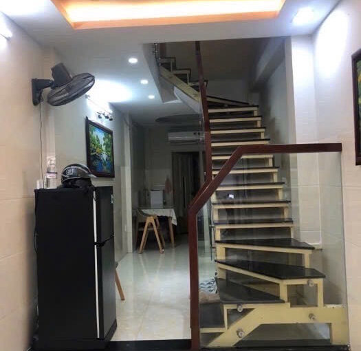 Nhà đẹp 27,1 m2, 3 tầng 3PN 4WC, Trần Hưng Đạo Q1. 5,2 tỷ